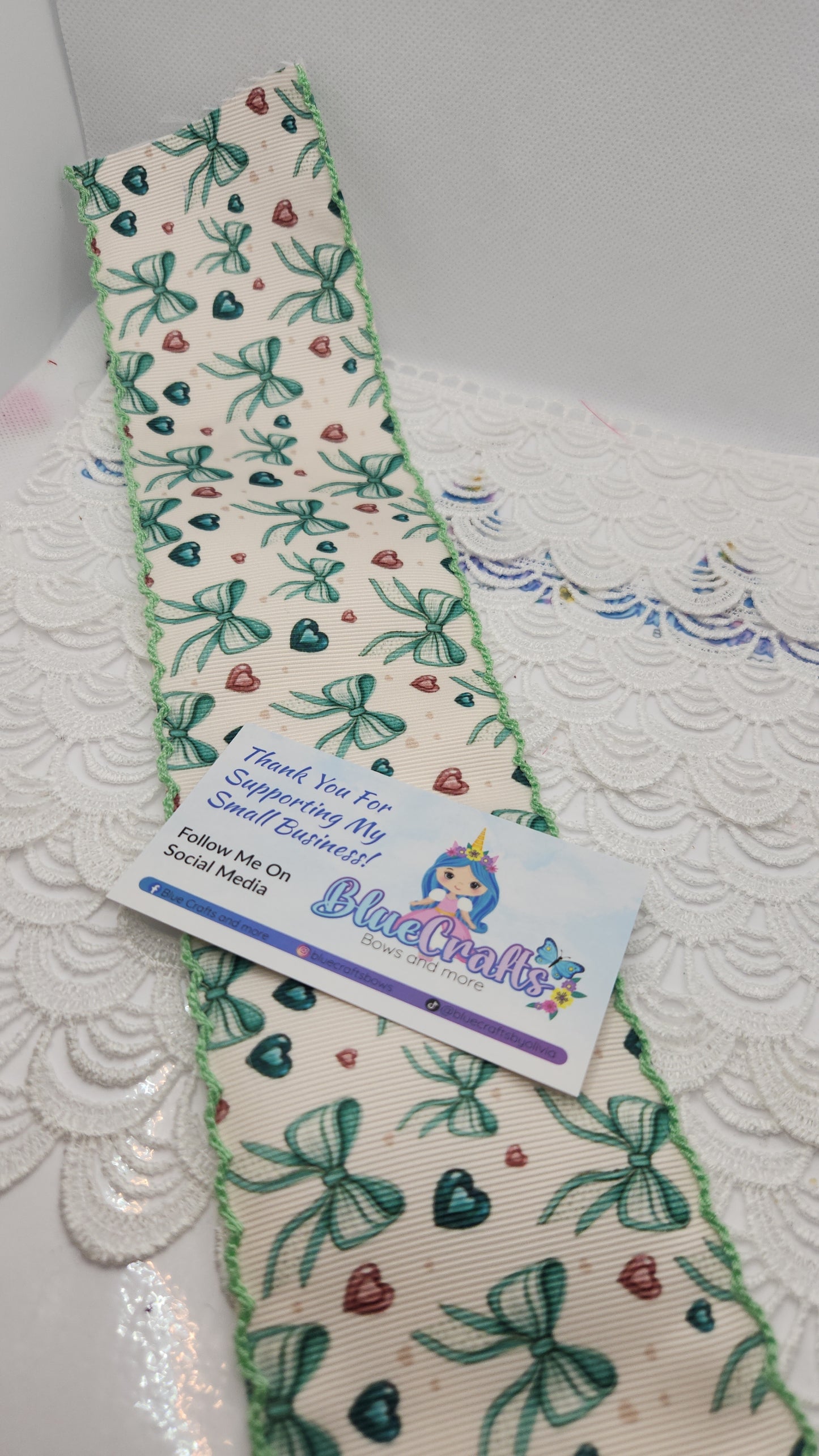 Moonstitich Print Ribbon " Green Bows"