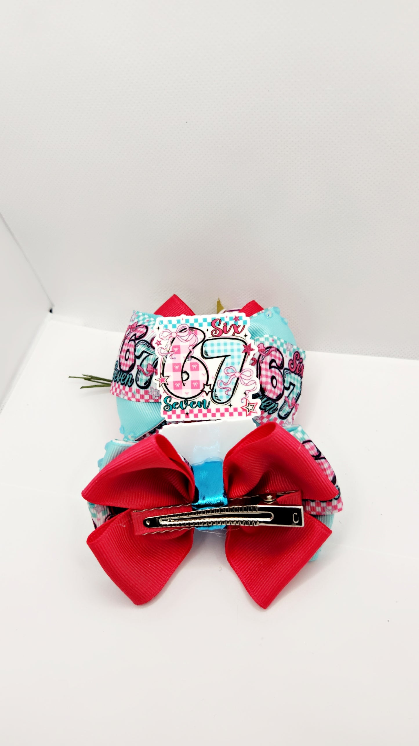 Pigtails "6 7" 3.5" each bow