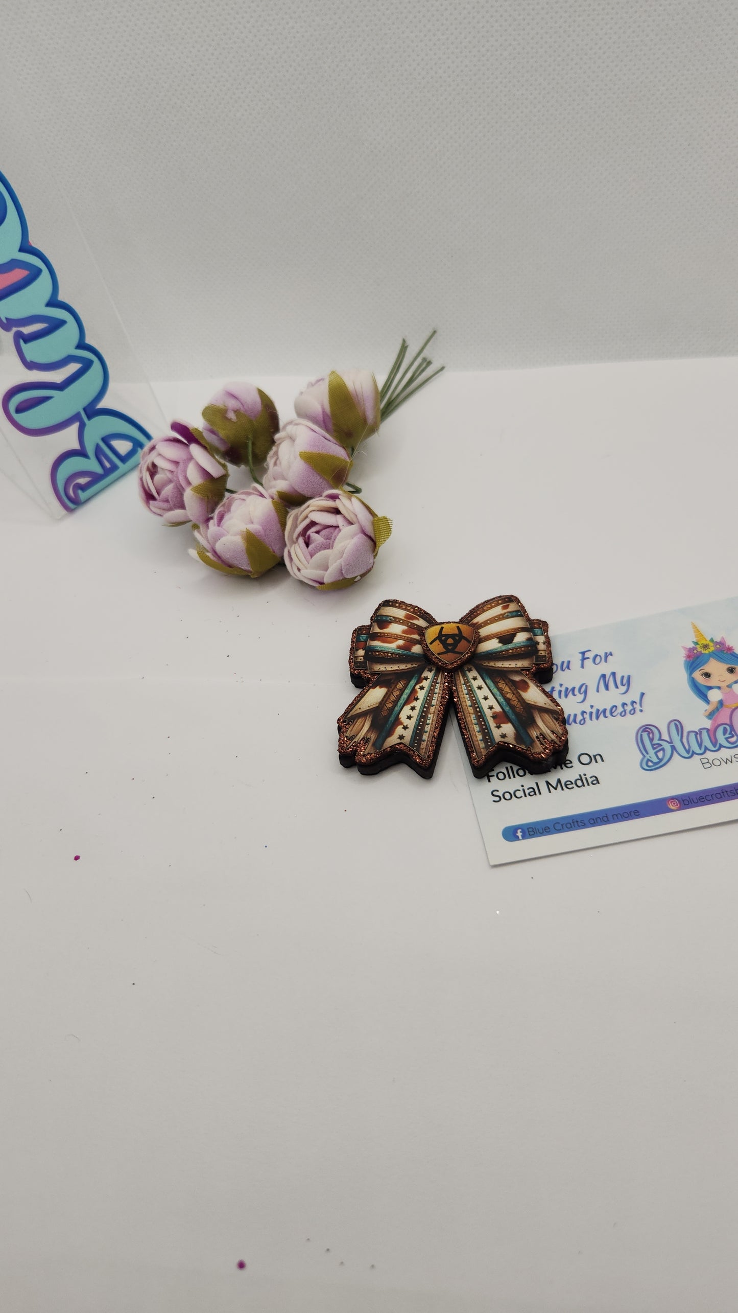 Shaker for hairbows